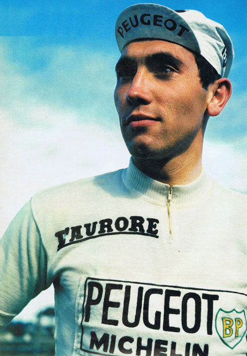 An innocent age. Merckx in the leader's white jersey at Paris-Nice, 1967. (Photo: Offside/L'Equipe)